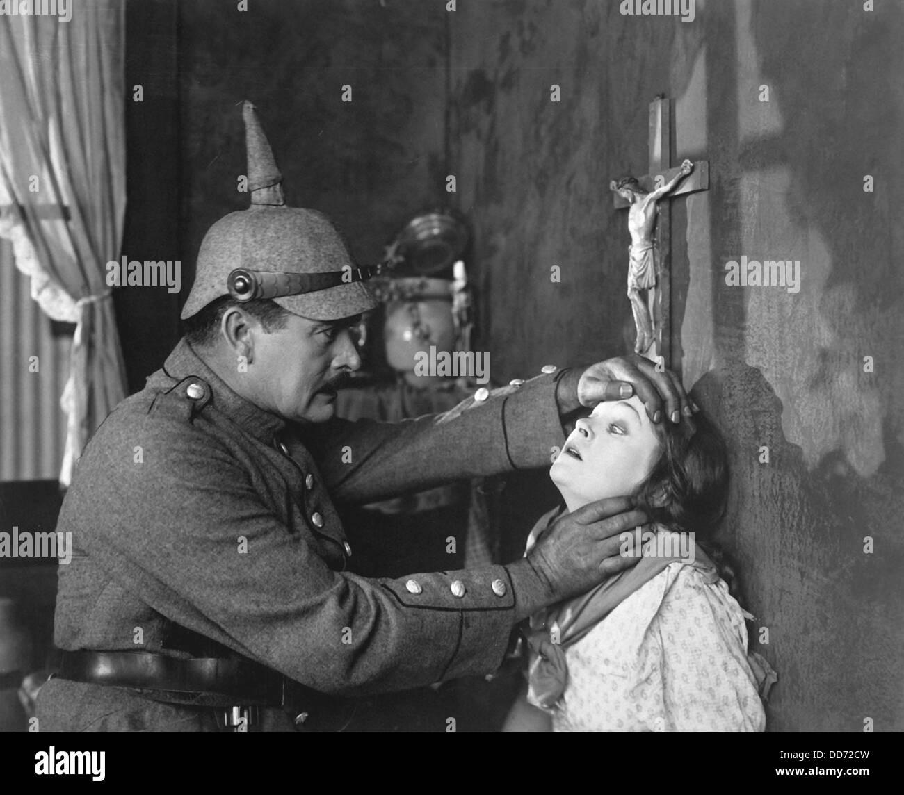 Ancora da Goldwyn di all-star Liberty foto di prestito, 'Sprendere lo zio Sam per giocare la mano.' Mae Marsh, riproduce una ragazza belga, e Foto Stock