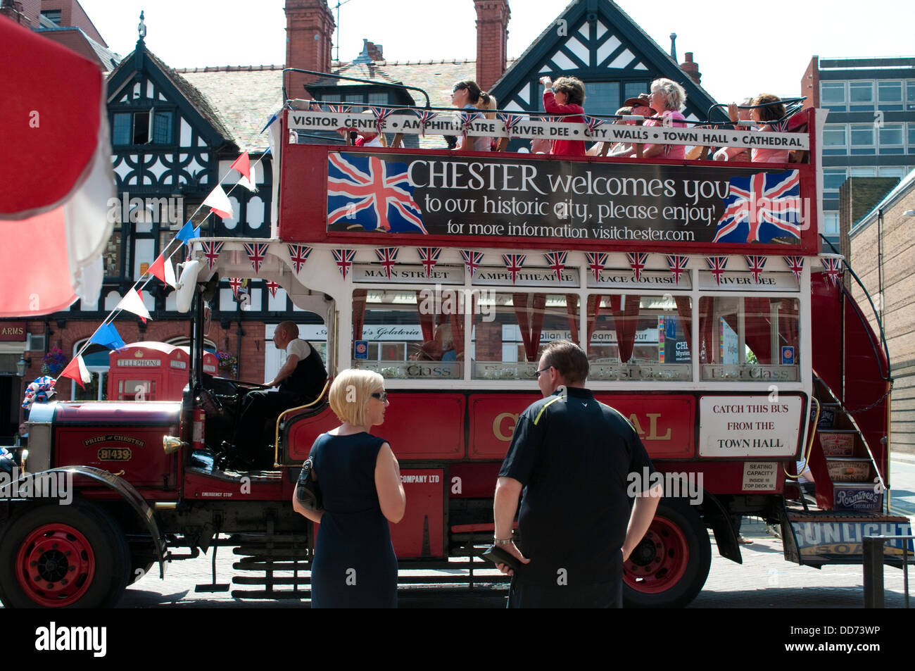 Città turistica tour bus, Chester, Regno Unito Foto Stock