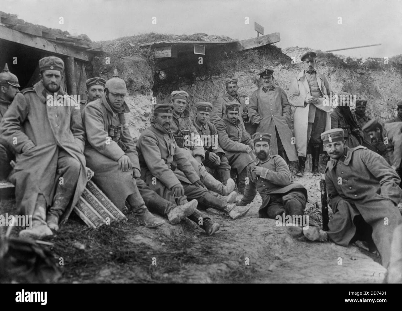 I soldati tedeschi a Berry-Au-Bac, Francia, durante la guerra mondiale I. Sett. 1914. (BSLOC 2013 5 43) Foto Stock