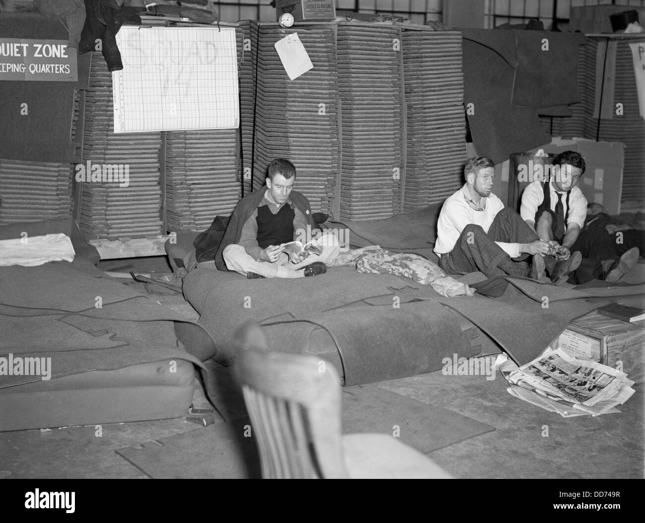 Sit-in di riscontri a General Motors Fisher Body stabilimento di Flint, Michigan. 1933. Dormitori per colpire autoworkers. Foto Stock