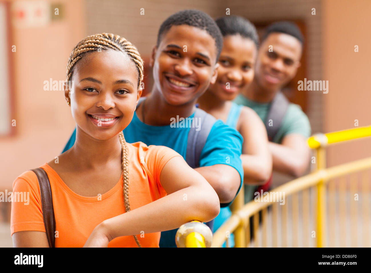 Il gruppo di allegro Afro American college gli studenti Foto Stock