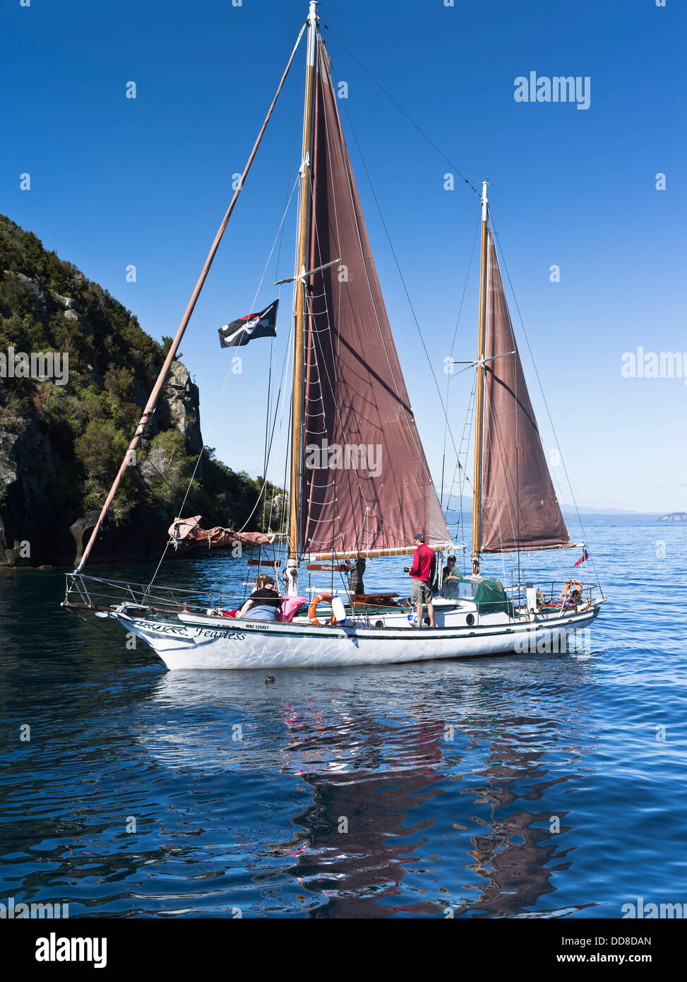 Dh intrepido imbarcazione a vela lago Taupo New Zealand Yacht viaggio turistico di turisti Foto Stock