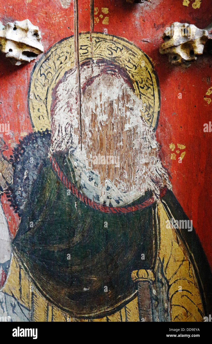 Dettaglio del pannello della schermata di rood presso la chiesa di San Pietro a Belaugh, vicino a Wroxham, Norfolk, Inghilterra, Regno Unito. Foto Stock