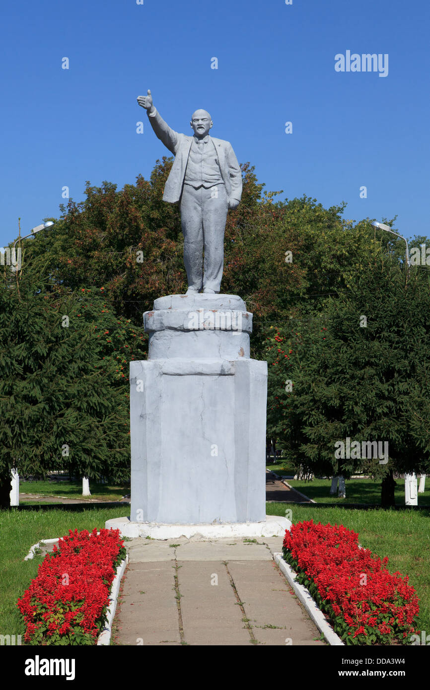 Statua del russo rivoluzionario comunista e uomo politico Vladimir Ilyich Lenin (1870-1924) in Kolomna, Russia Foto Stock