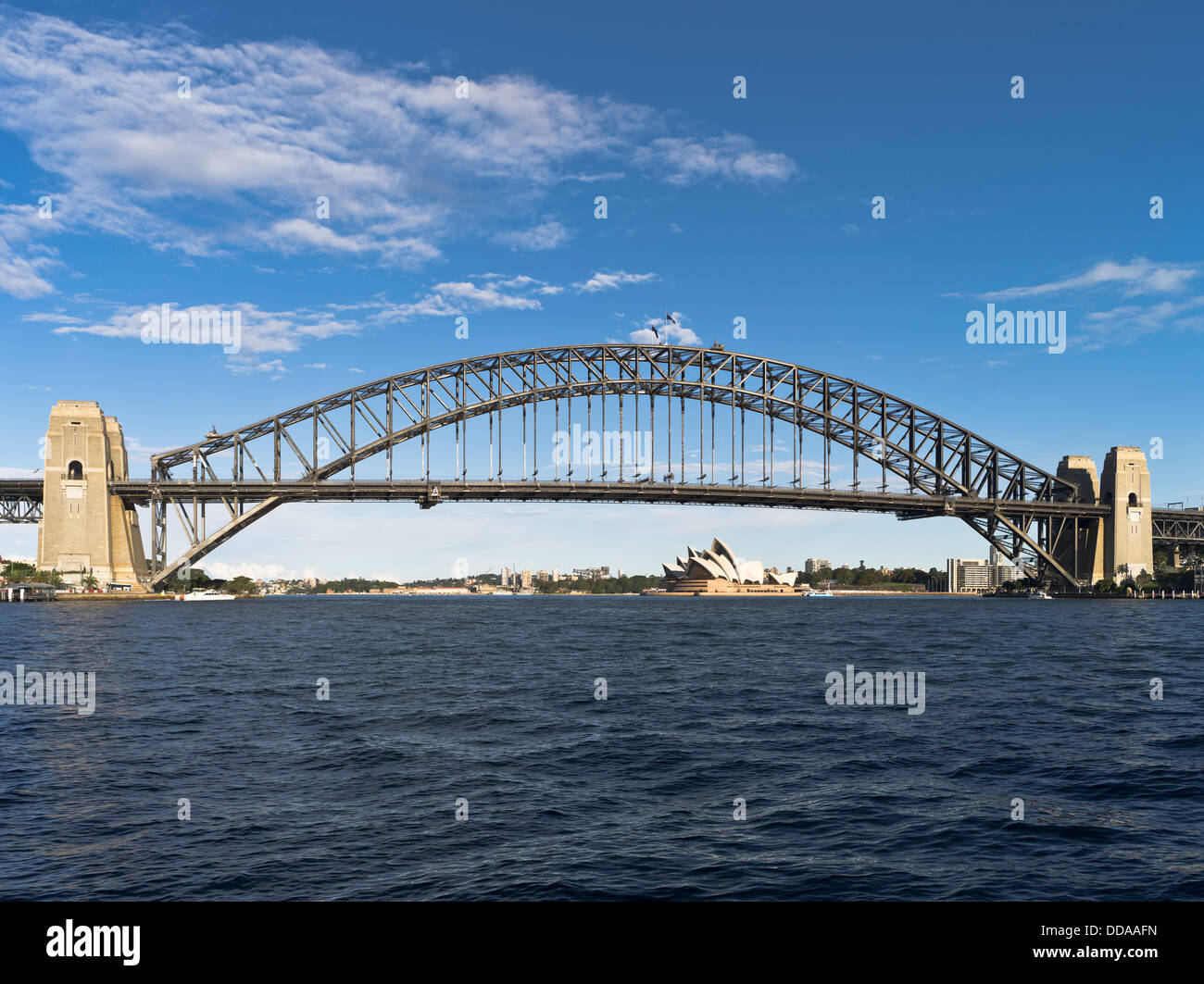 Dh il Porto di Sydney Sydney Australia Sydney Harbour Bridge Sydney Opera House nessuno Foto Stock
