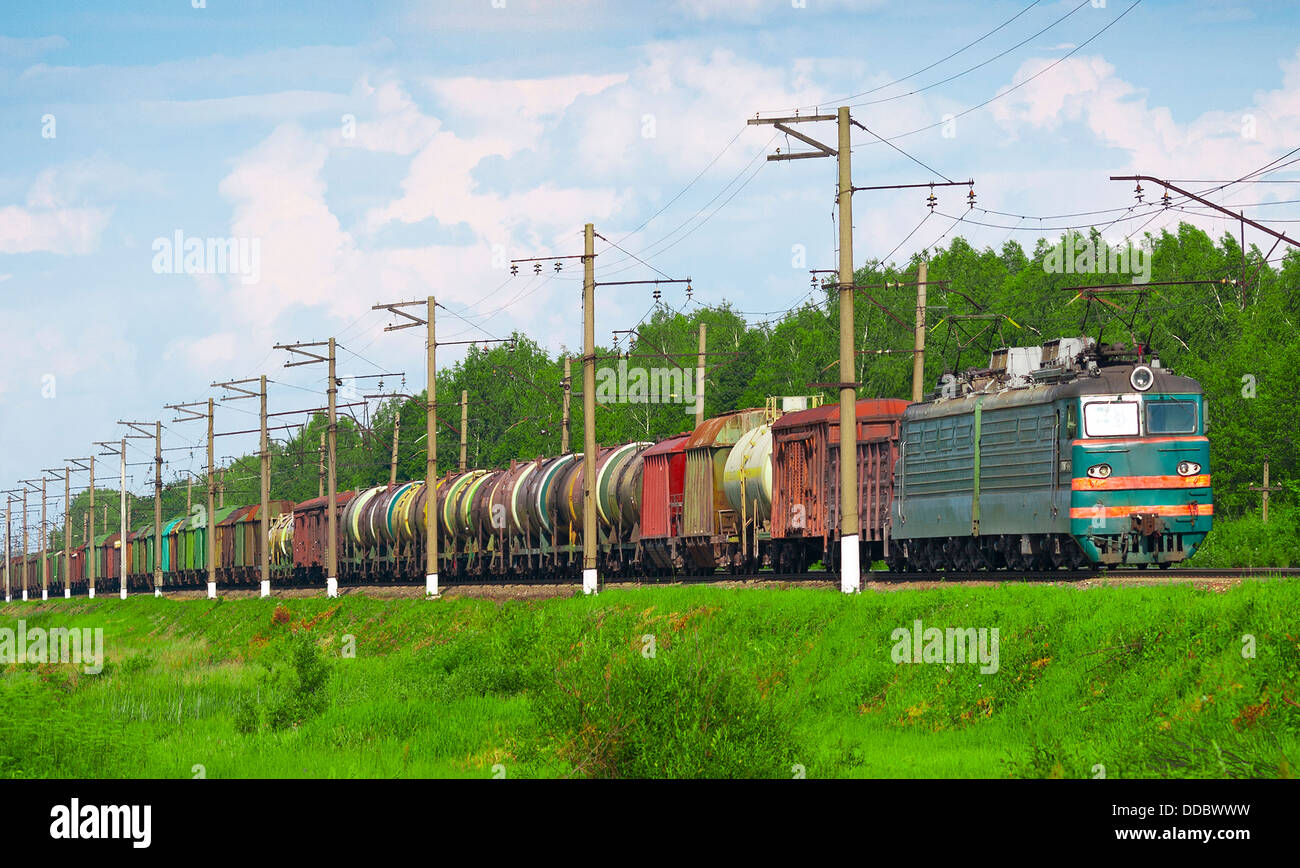 Trasporto merci treno elettrico Foto Stock