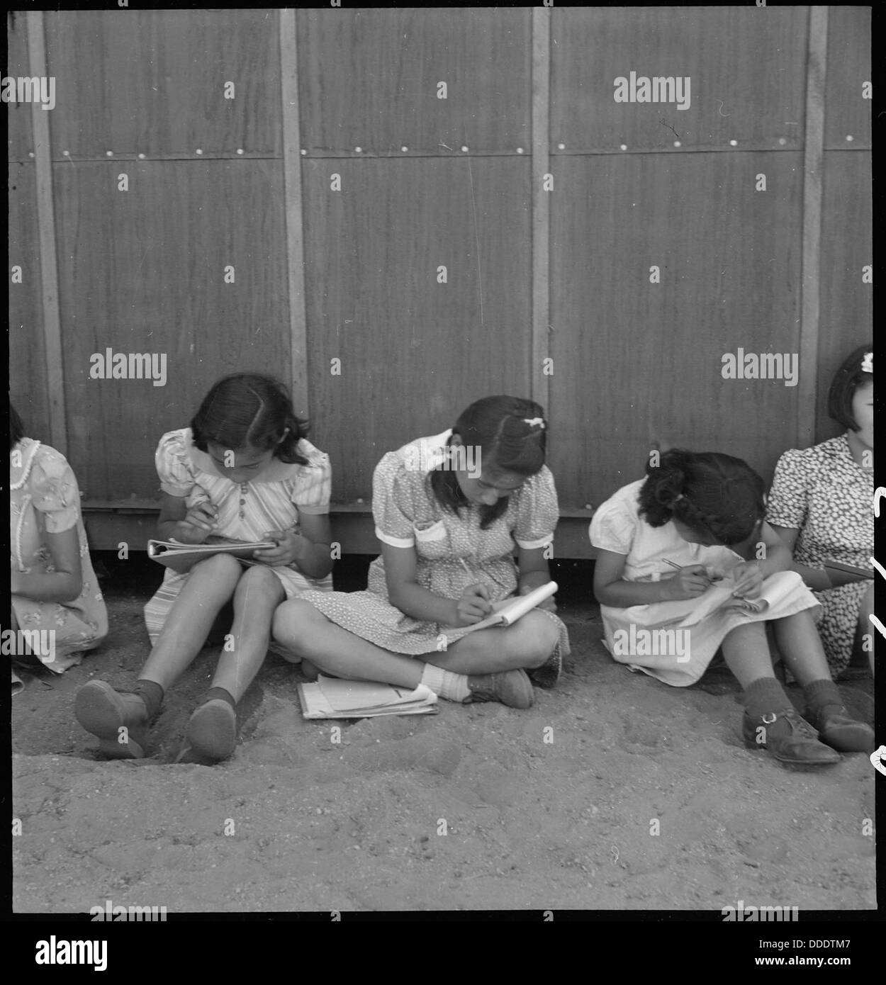Al Manzanar Relocation Center in California, è stata istituita una scuola elementare per educare gli evacuati di origine giapponese durante la seconda guerra mondiale Foto Stock