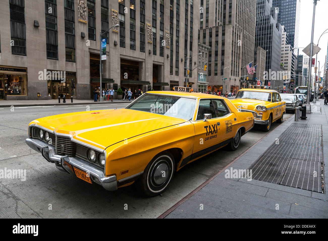 A partire dagli anni settanta New York taxi gialli, NYC, Stati Uniti d'America. Foto Stock