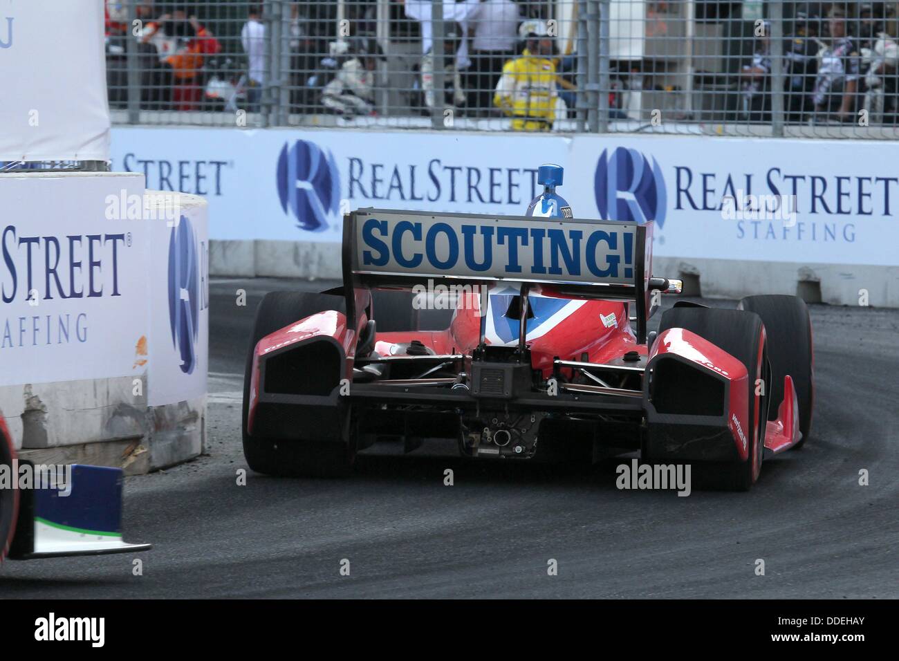 Baltimore, Maryland, Stati Uniti d'America. 1 Sep, 2013. Indycar, Grand Prix di Baltimora, Baltimore, MD, 30 agosto-settembre 1 2013, Justin Wilson, Dale Coyne Racing © Ron Bijlsma/ZUMAPRESS.com/Alamy Live News Foto Stock