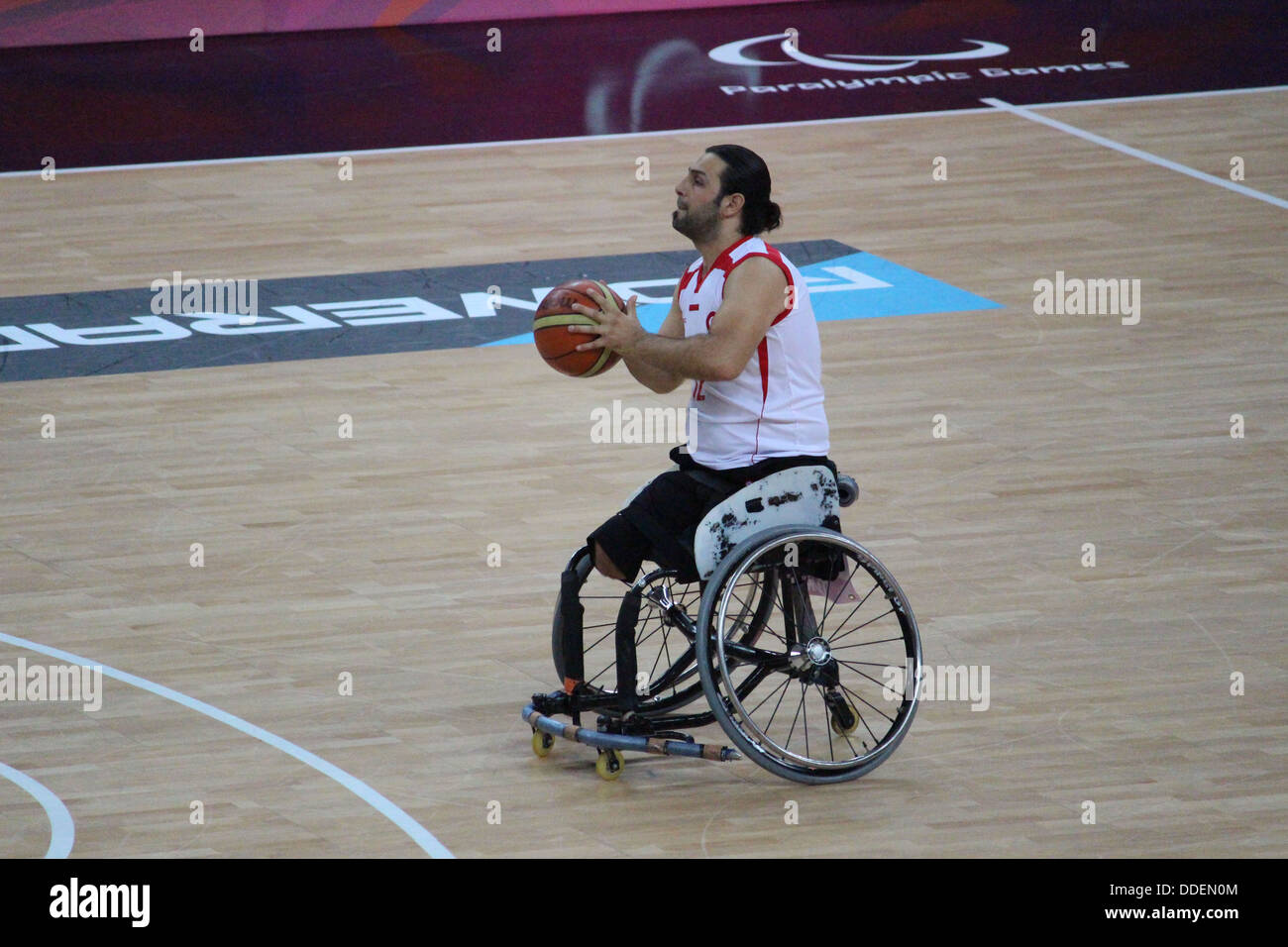 Basket in carrozzella atleti a Londra 2012 Sud Africa v Turchia Foto Stock