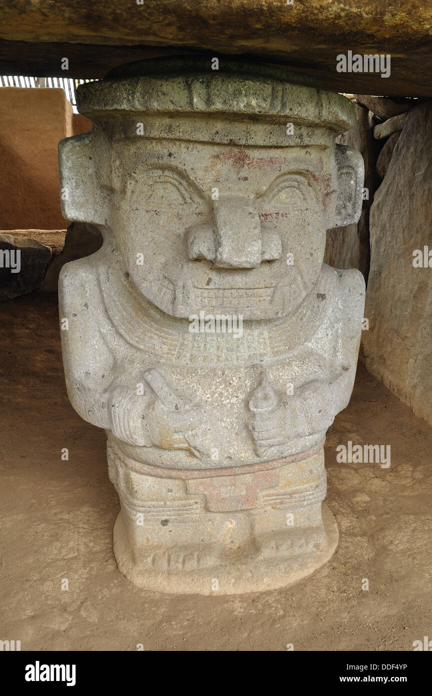 Alto de los Idolos in ISNOS - Parco Archeologico di San Agustin . Dipartimento di Huila.COLOMBIA Foto Stock