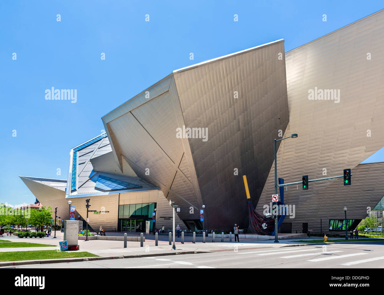 Il Frederic C Hamilton la costruzione presso il Denver Art Museum, Denver, Colorado, STATI UNITI D'AMERICA Foto Stock