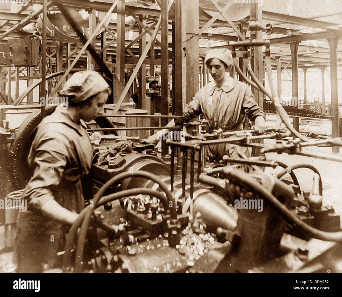 Fabbrica di munizioni durante il WW1 Foto Stock