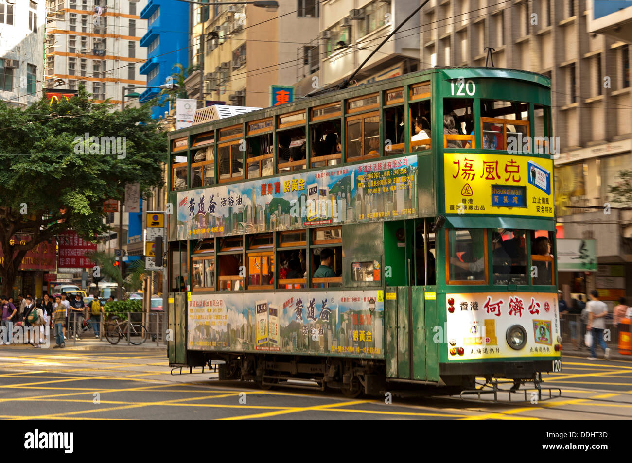 Doppio ponte di vettura tranviaria di Hong Kong di tramvie Foto Stock