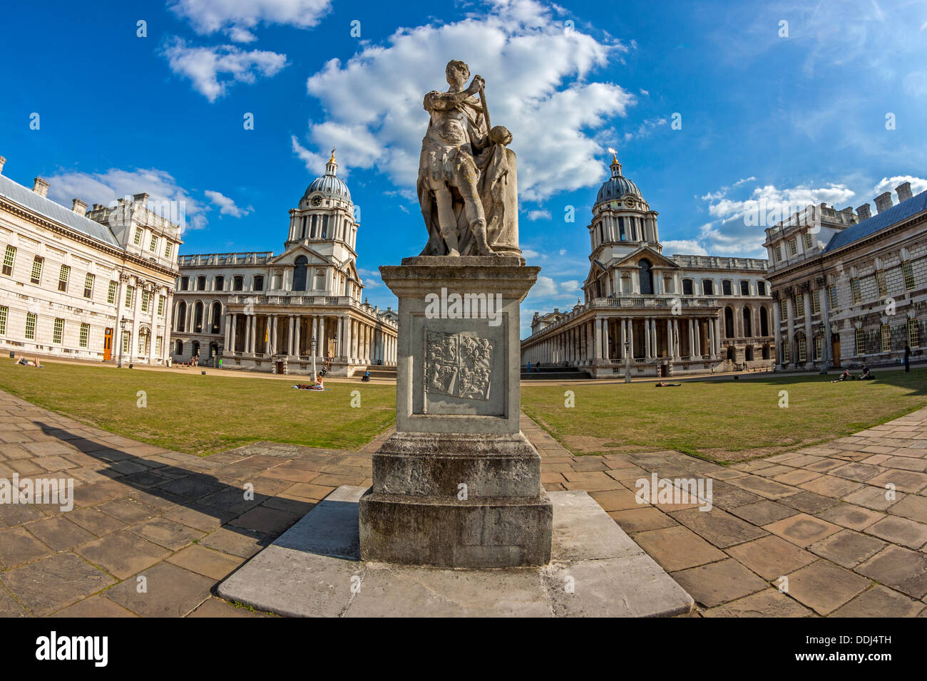 Statua di George II con Rysbrack, Old Royal Naval College di Greenwich Foto Stock