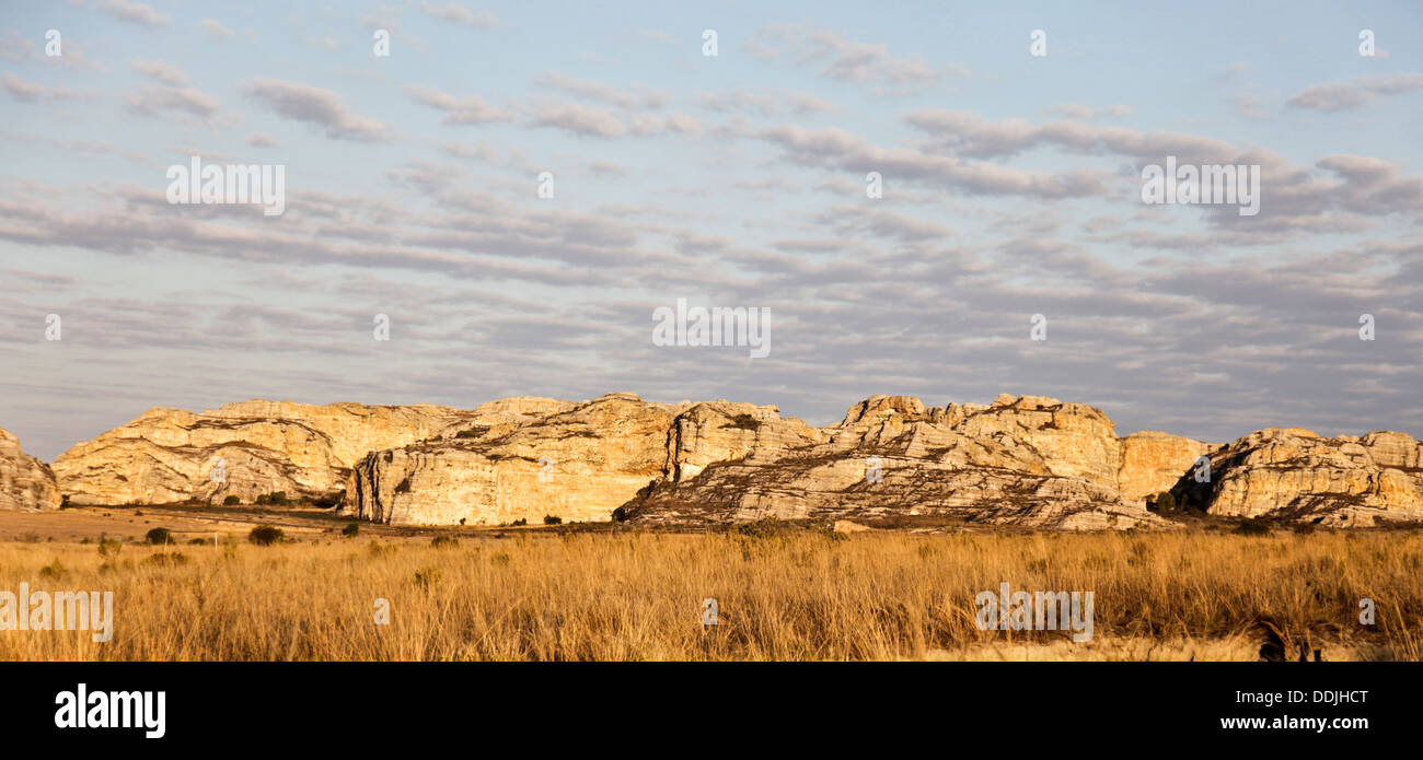 Massiccio di arenaria, Isalo National Park, Madagascar, in mattina presto. Foto Stock