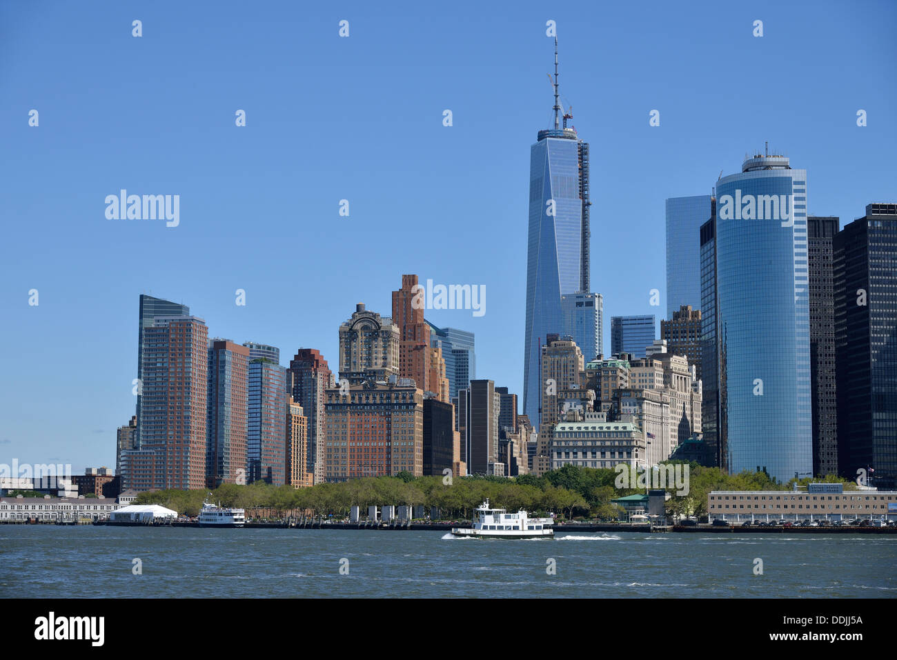 Skyline di Manhattan con One World Trade Center di New York City, New York, Stati Uniti d'America Foto Stock