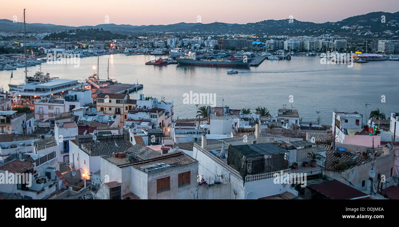 Vista da Sa Penya , Porto, la città di Ibiza , Spagna Foto Stock