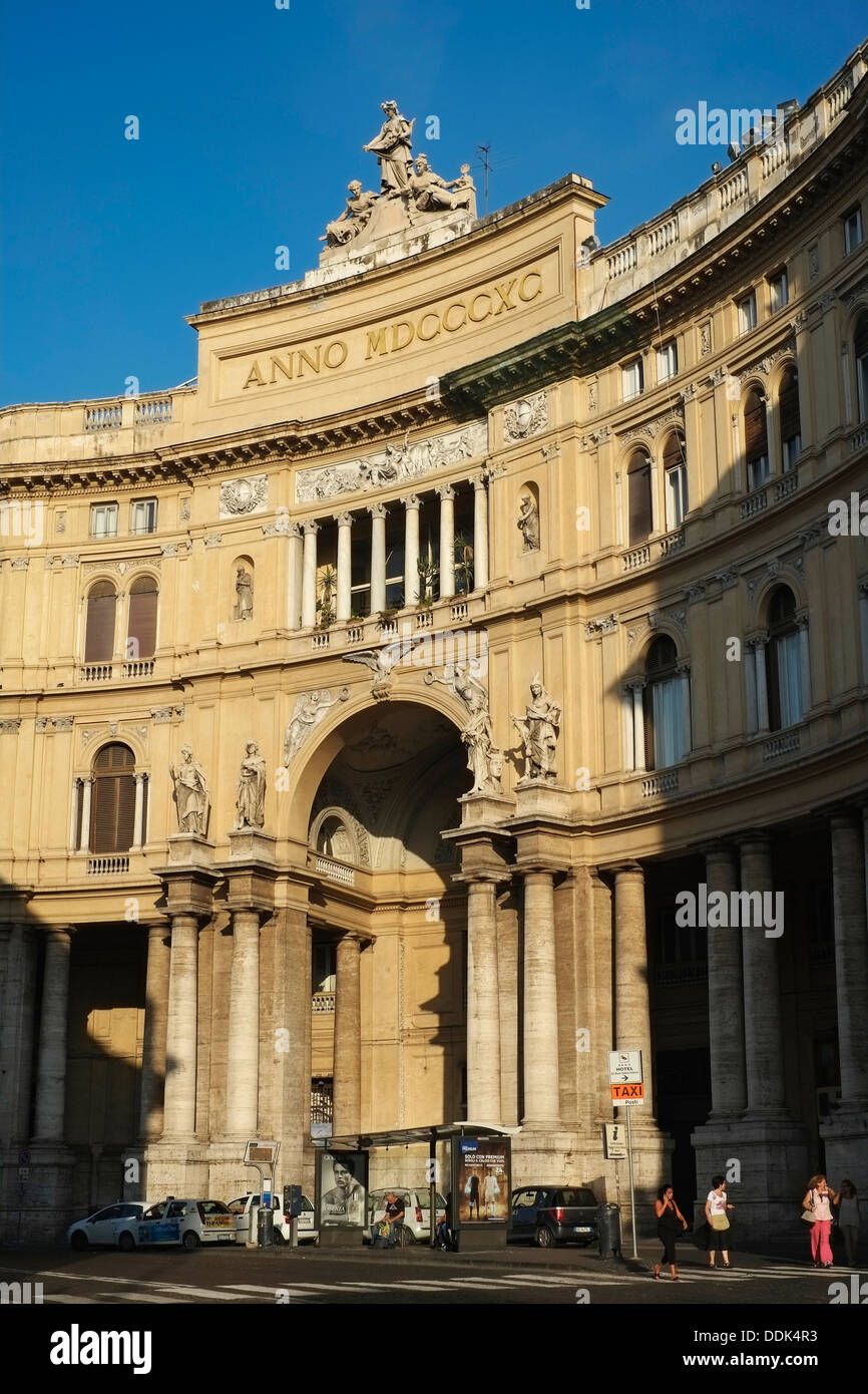 L'Italia, Campania, Napoli, Galleria Umberto I Foto Stock