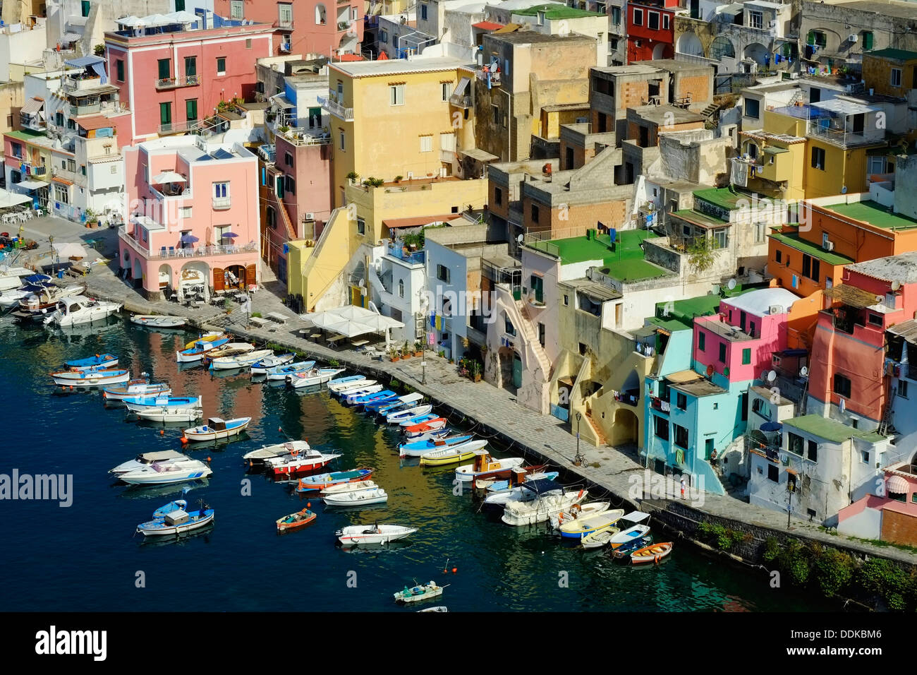 L'Italia, Campania, Baia di Napoli, Isola di Procida, Corricella port Foto Stock