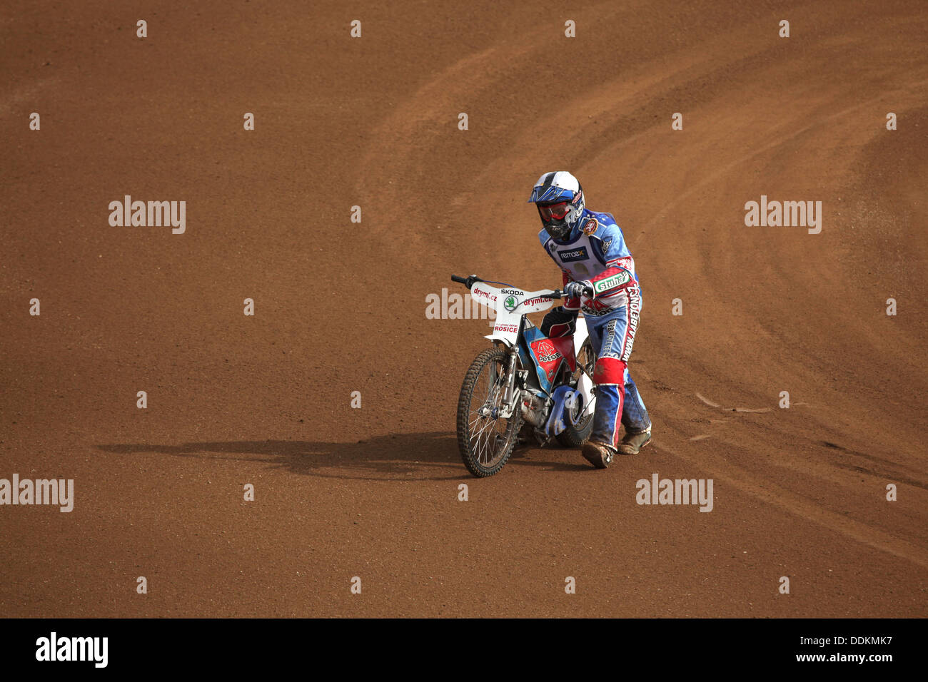 Speedway concorrenza il Casco d'oro premio di Pardubice, Repubblica Ceca  Foto stock - Alamy