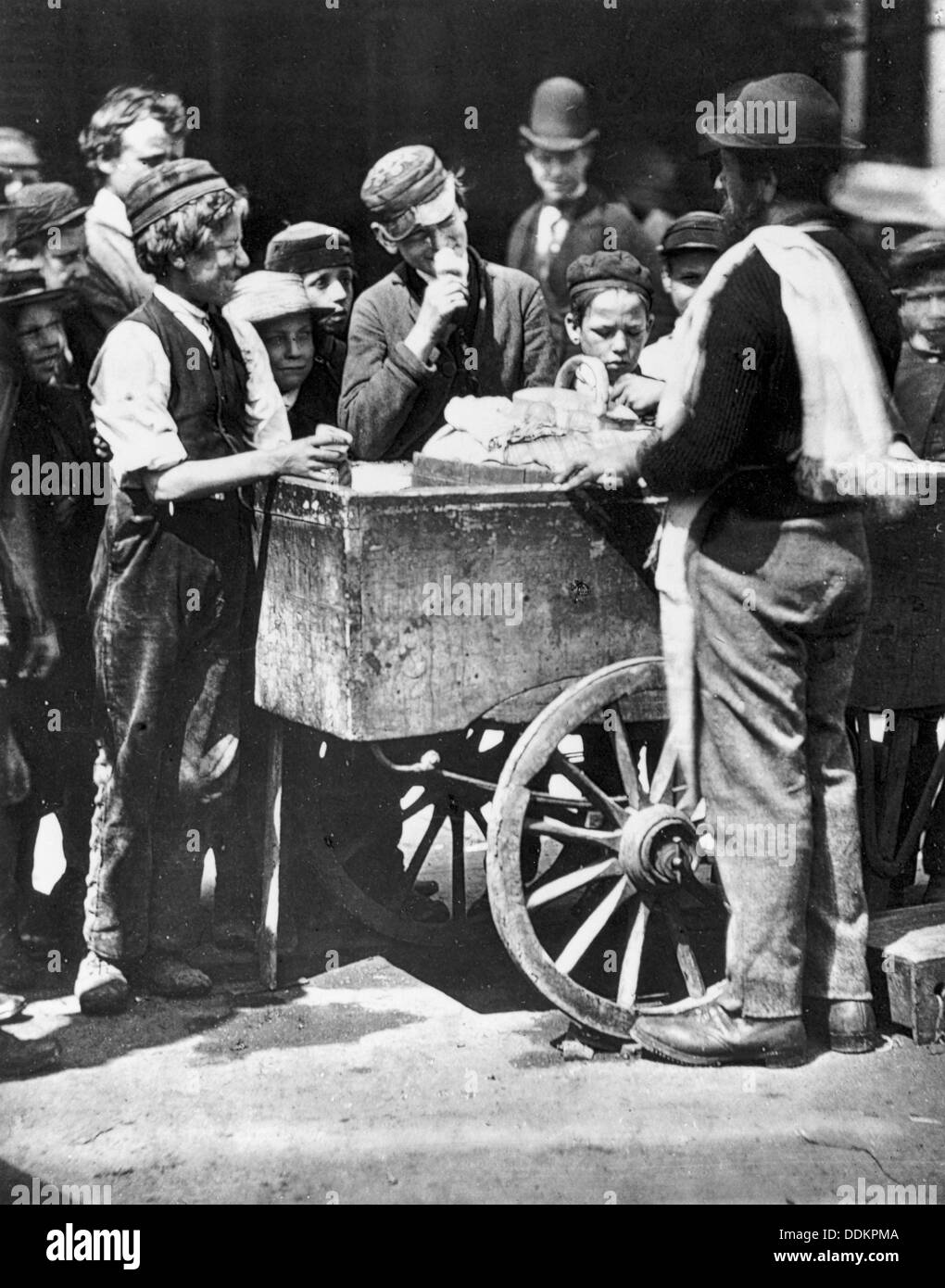 "Halfpenny CIEM", 1877. Artista: John Thompson Foto Stock