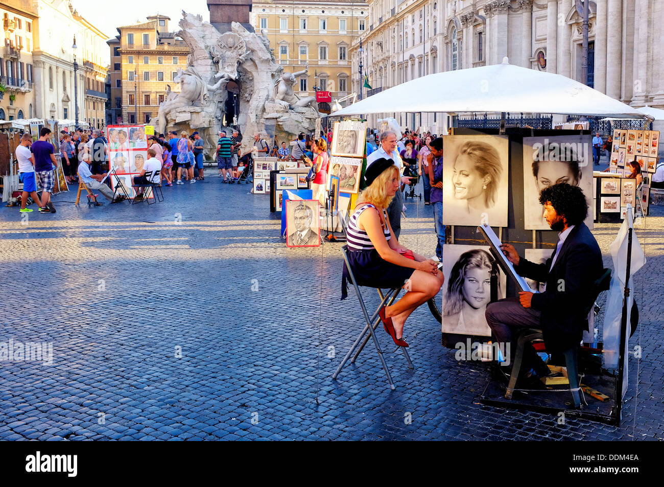 Artisti di strada in Piazza Navona, Roma Italia Foto Stock