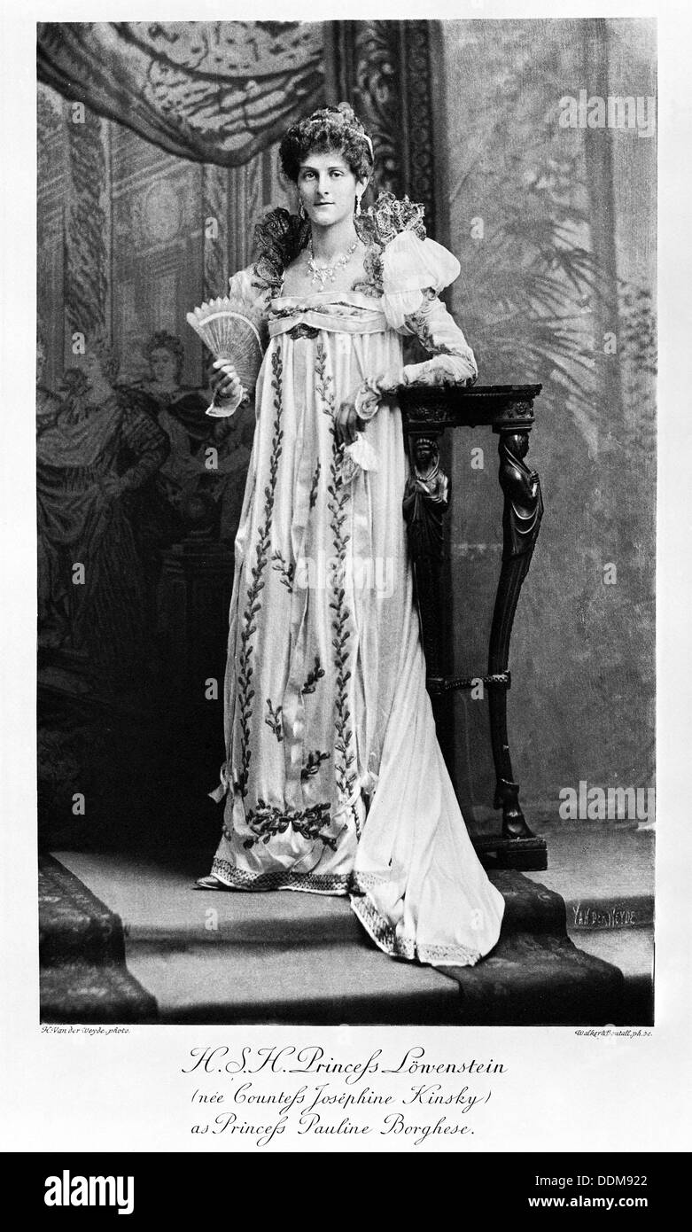 HSH Principessa Lowenstein come principessa Paolina Borghese. Artista: sconosciuto Foto Stock