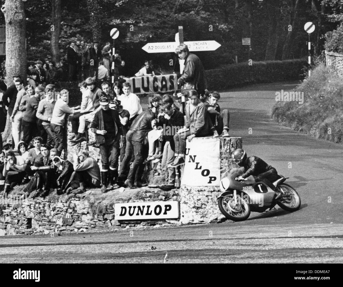 Ultra-Lightweight TT race, Isola di Man, 1966. Artista: sconosciuto Foto Stock