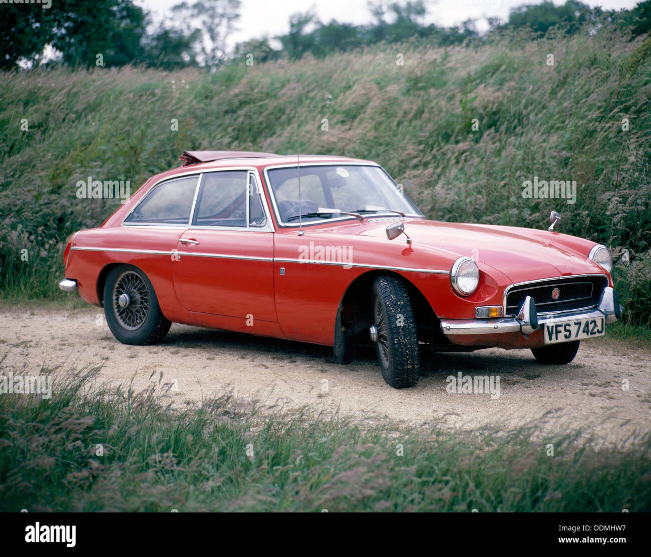 1971 MGB GT. Artista: sconosciuto Foto Stock