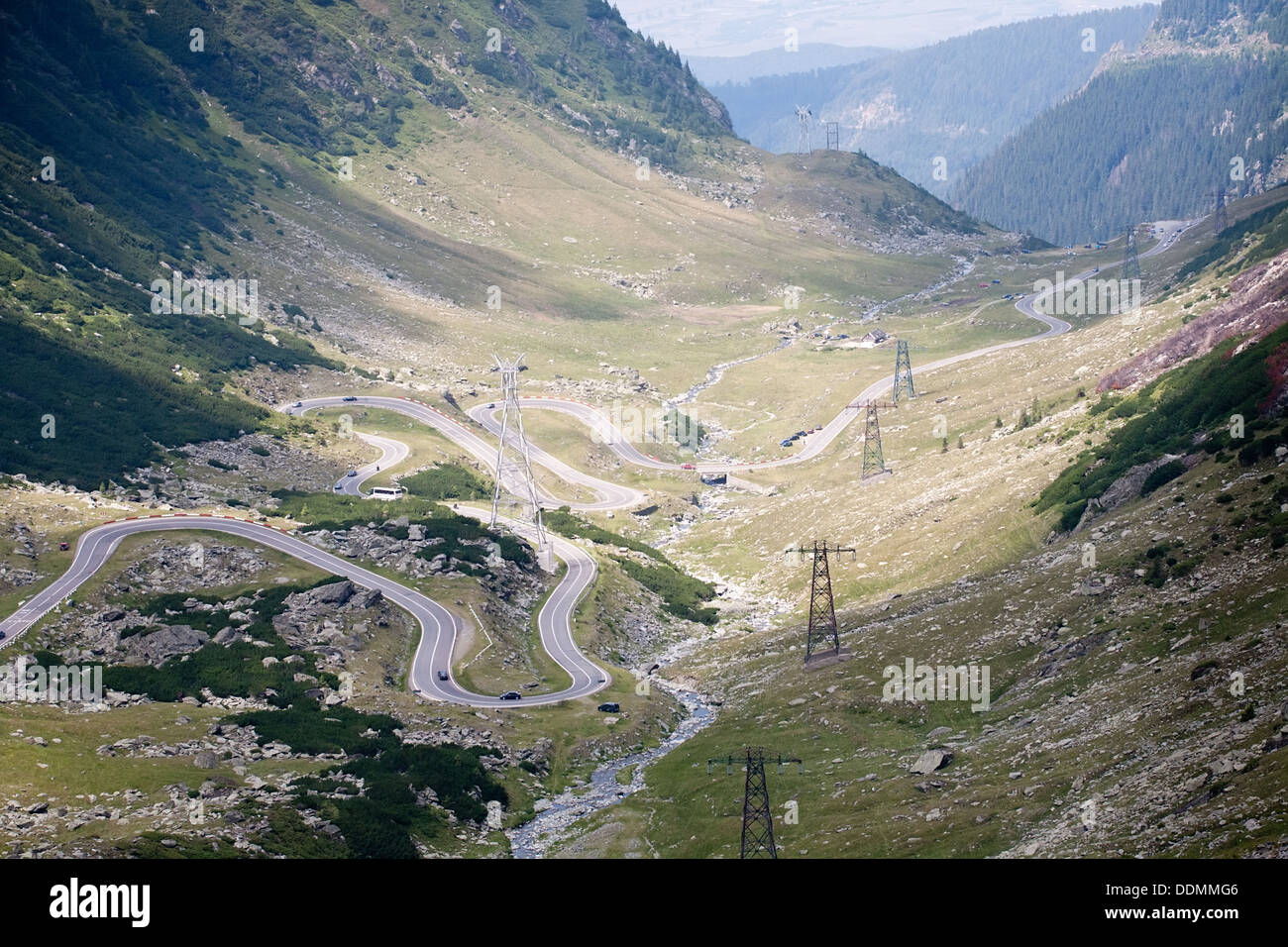 Transfagarasan Romanian autostrada: montagna panoramica strada a serpentina Foto Stock