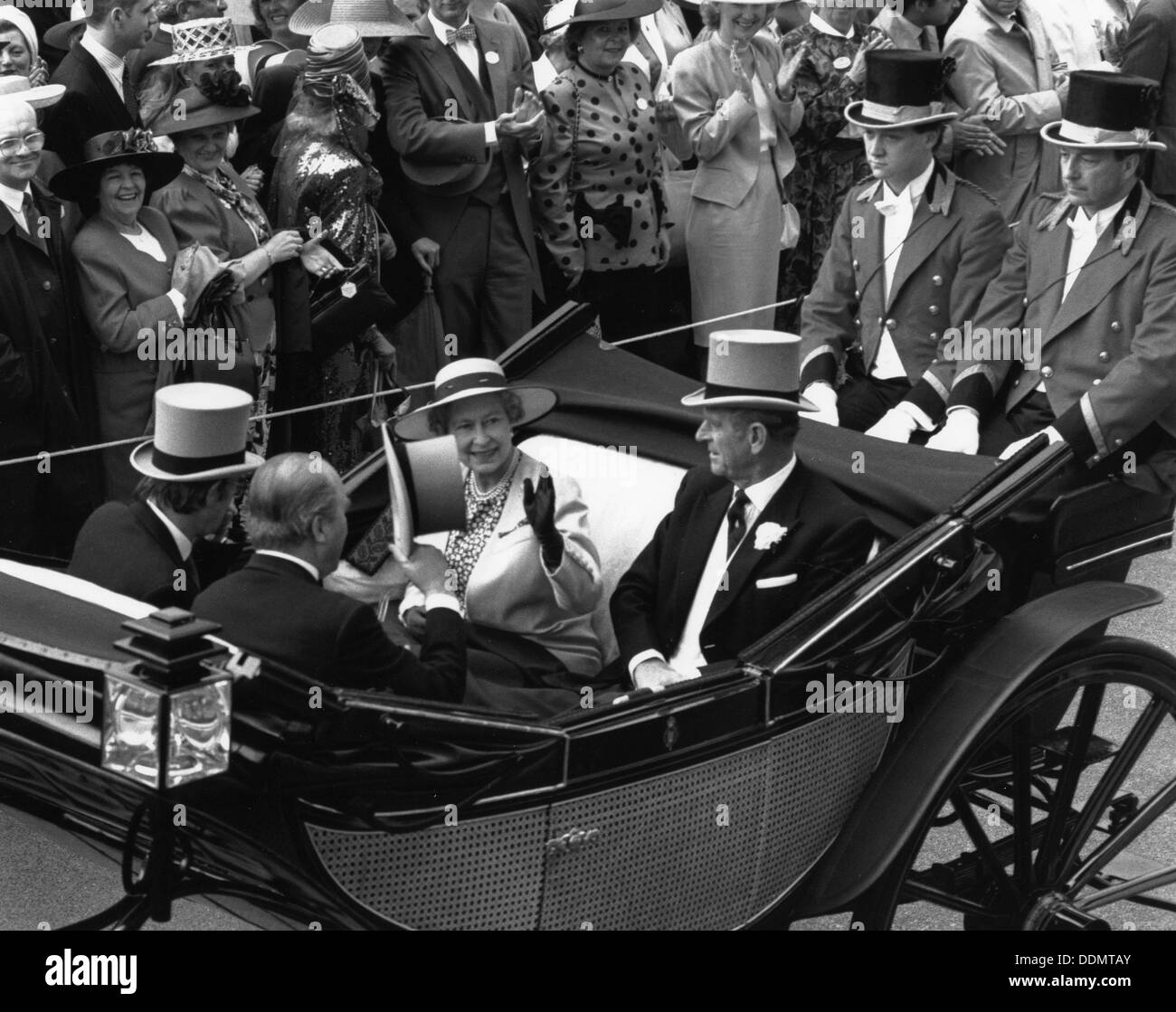 La regina Elisabetta II con il Duca di Edimburgo. Artista: sconosciuto Foto Stock