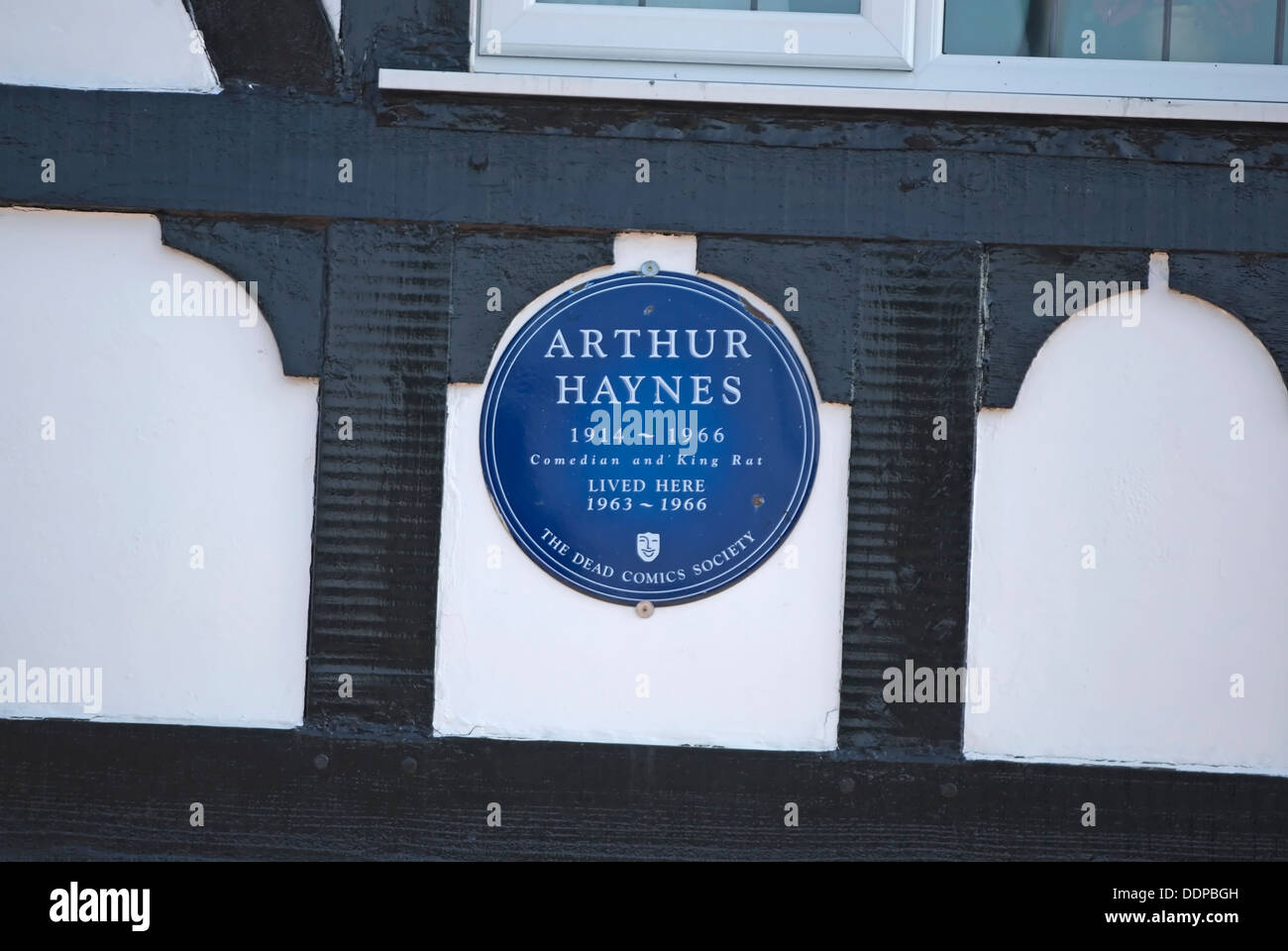 Targa blu la marcatura di una casa del comico arthur haynes, Ealing, Londra, Inghilterra Foto Stock