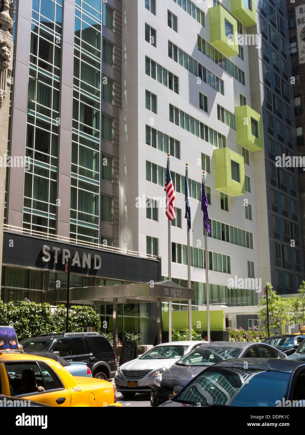 L'Hotel Strand e SpringHill Suites by Marriott sulla West 37th Street, New York Foto Stock