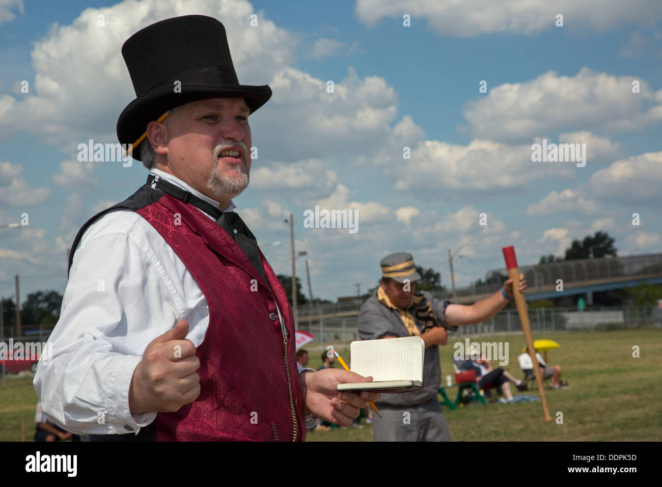Detroit, Michigan - una base vintage palla di gioco tra la Wyandotte stelle e la Saginaw vecchio Ori, utilizzando le regole da 1860's. Foto Stock