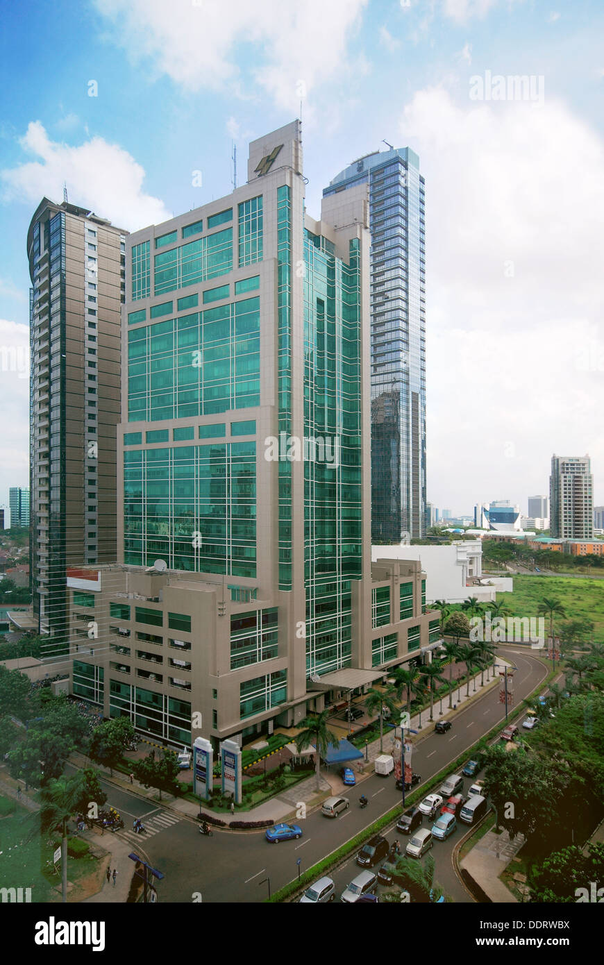 Menara Rajawali è uno di Giacarta edificio nel distretto di Mega Kuningan Foto Stock