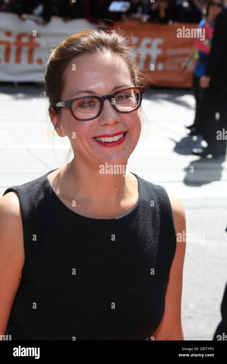 Toronto, Canada. . 06 Sep, 2013. Direttore Lisa Johnson partecipa alla premiere di 'Hateship Loveship' durante il Toronto International Film Festival aka formato TIFF a Princess of Wales Theatre di Toronto, Canada, il 06 settembre 2013. Foto: Hubert Boesl Credito: dpa picture alliance/Alamy Live News Foto Stock