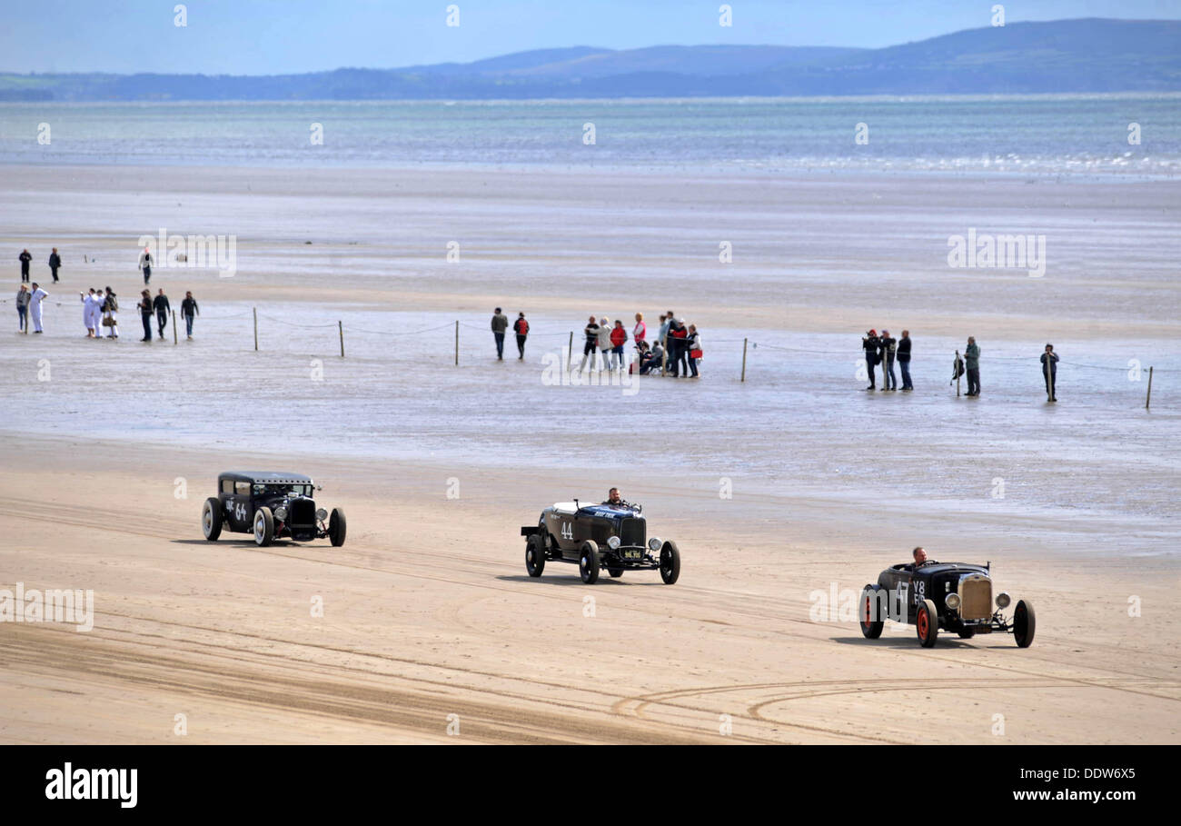 Pendine Sands, Wales, Regno Unito . 07Th Sep, 2013. La prima relazione annuale di Amateur Hot Rod gare a Pendine Sands al largo delle coste del Galles occidentale di oggi. L'evento è organizzato dal Vintage Hot Rod Association. Credito: Phil Rees/Alamy Live News Foto Stock