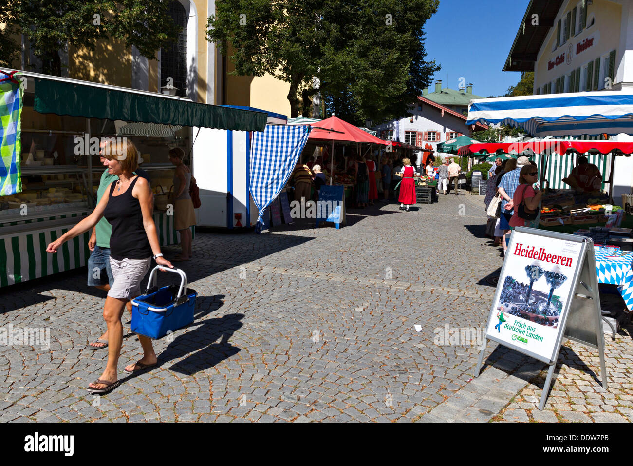 Il cibo e la produzione di mercato, Prien Alta Baviera Germania Foto Stock