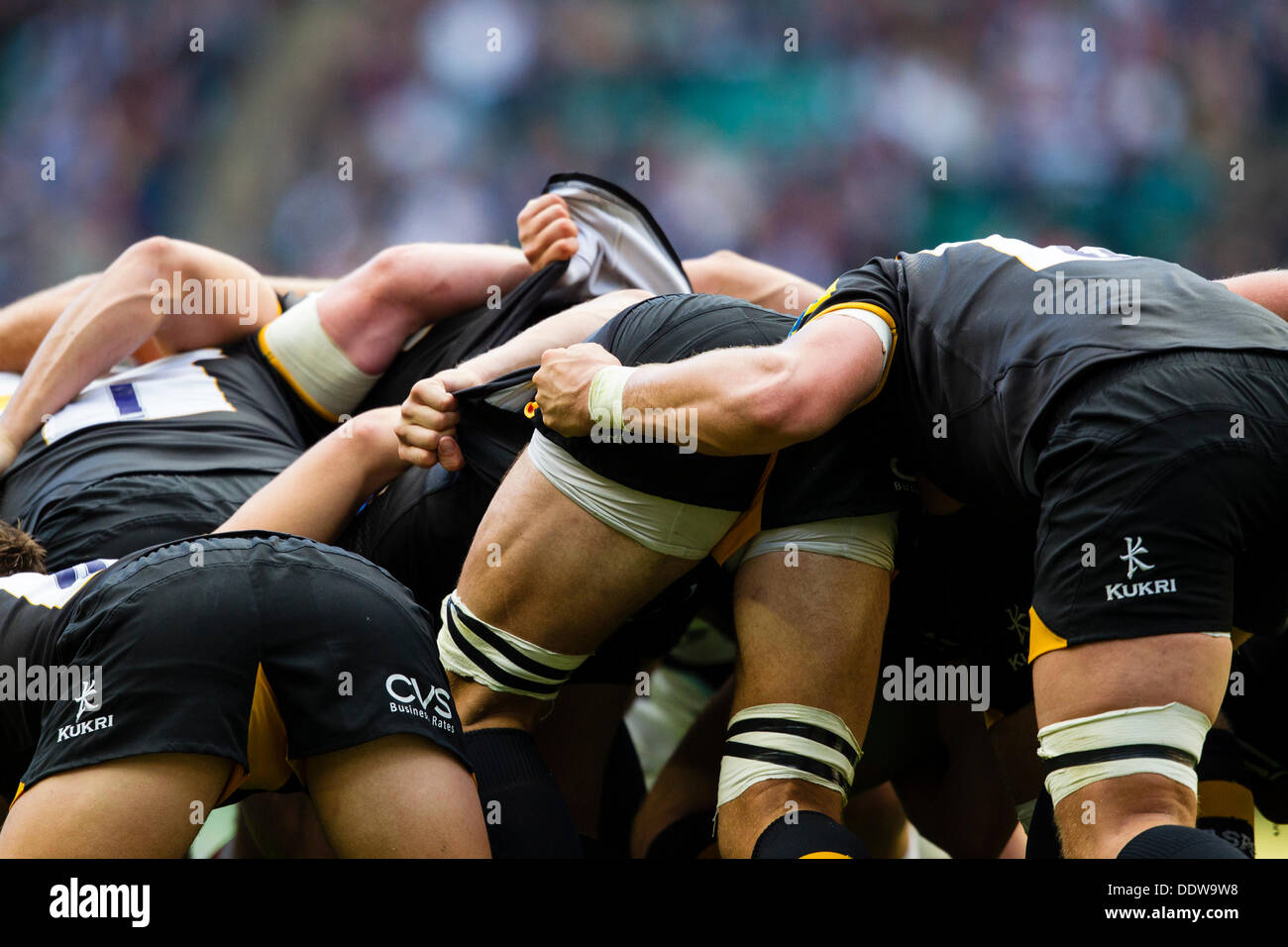 Londra, Regno Unito. 07Th Sep, 2013. Vespe' Scrum. Azione dal London Wasps vs arlecchini in Aviva Premiership Londra testata doppia partita giocata a Twickenham Stadium di Londra. Credito: Graham Wilson/Alamy Live News Foto Stock