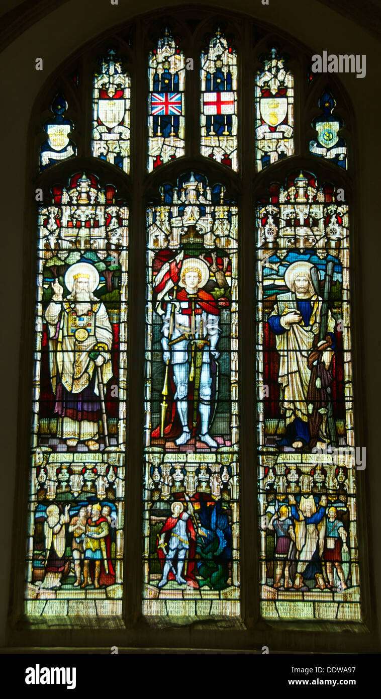 Macchia di finestre di vetro la chiesa di Saint Gregory Sudbury Suffolk in Inghilterra Foto Stock