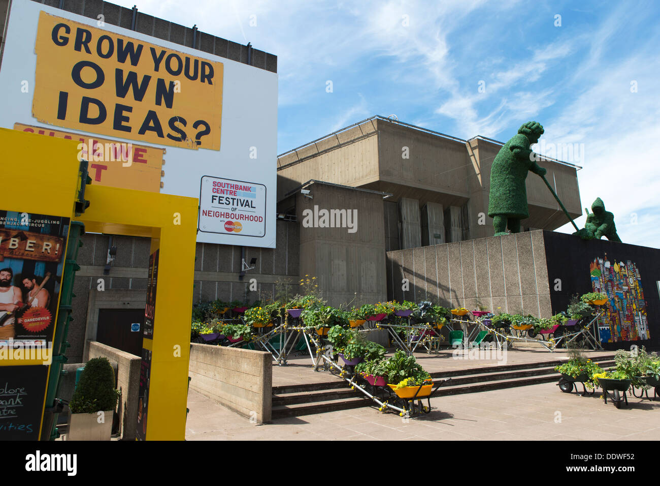 Far crescere le vostre idee, parte del Festival di quartiere, Queen Elizabeth Hall Waterloo Bridge terrazza, Southbank, Londra. Foto Stock