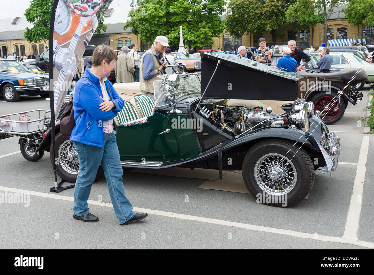 Berlino - 11 Maggio: Roadster MG TD Midget, XXVI Oldtimer-Tage Berlin-Brandenburg, 11 Maggio 2013 Berlino, Germania Foto Stock