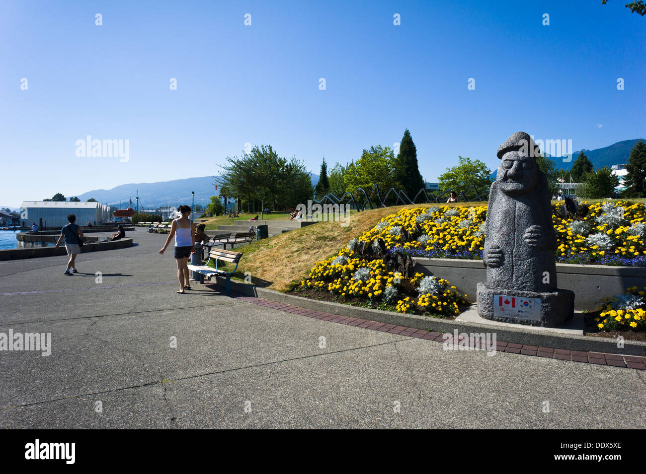 Il Waterfront Park e statua celebrando Korean-Canadian amicizia. North Vancouver, British Columbia, Canada. Foto Stock