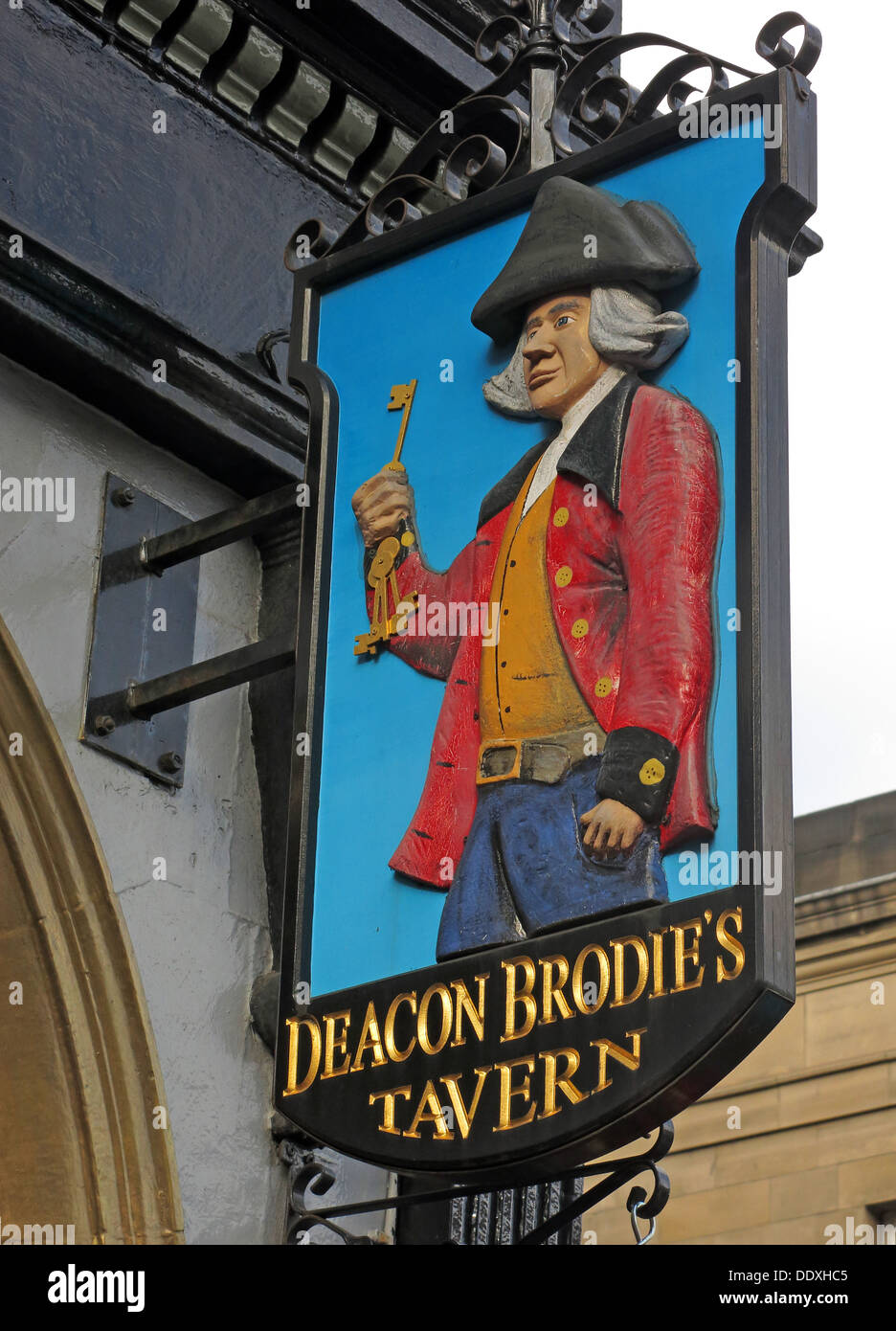 Deacon Brodies Tavern segno, Royal Mile, EDN, città di Edimburgo, Scozia, Regno Unito Foto Stock