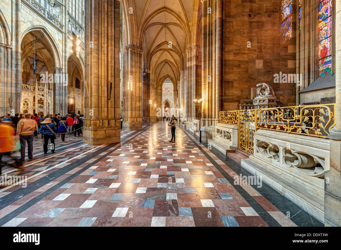 La Cattedrale di San Vito interno Foto Stock