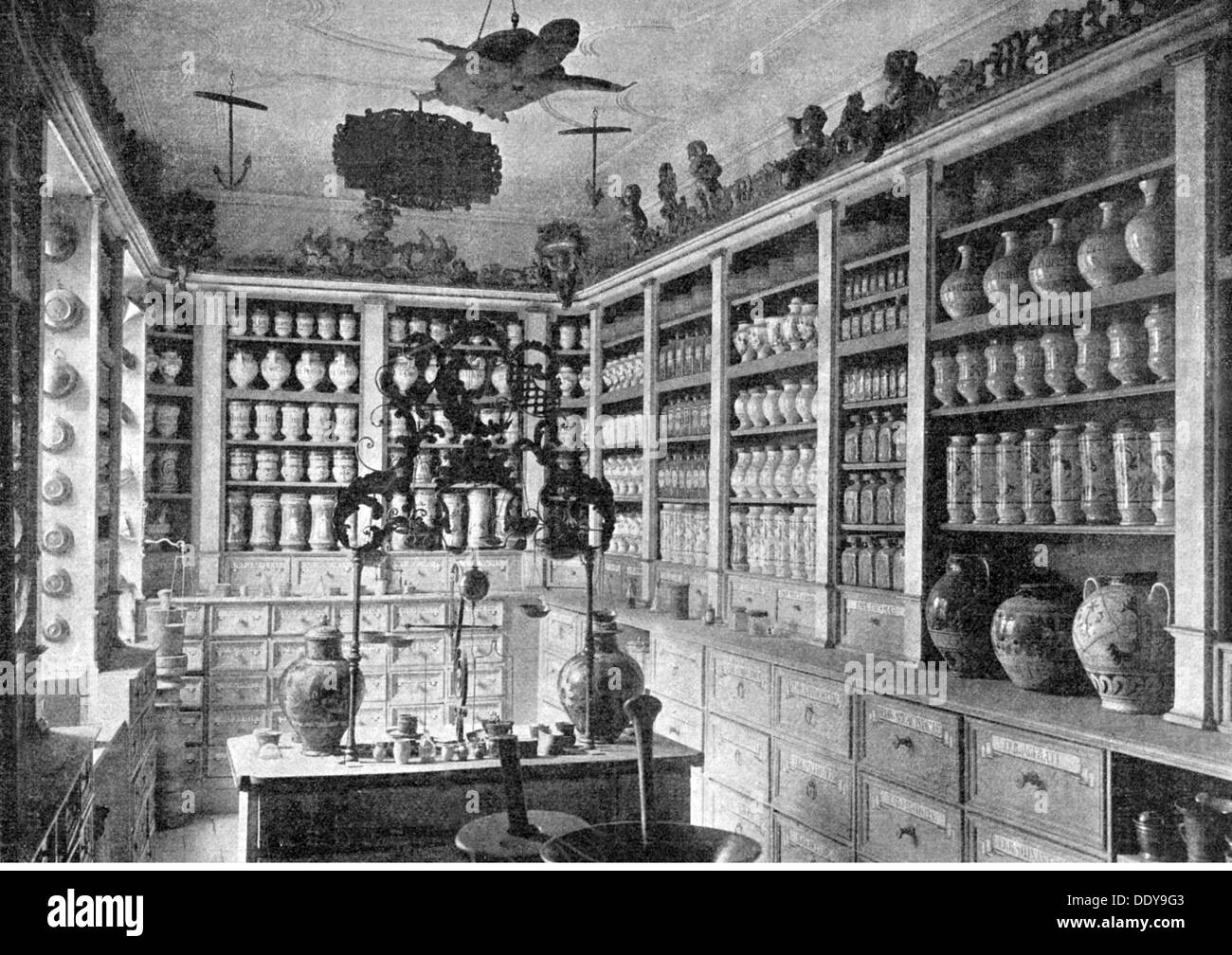Medicina,farmacia,farmacia,vendita,Museo Nazionale di Storia Germanica,Norimberga,XIX,secolo,vendita,vendita,vendita,farmaco,medicamento,medicamento,pillola,compressa,pillole,compresse,negozio,vendita,vendita,vendita,vendita,vendita,vendita,commercio,economia,farmacie,prodotti farmaceutici,preparazione,composto,farmaceutico,rimedio,farmacologia,farmacologia,non-negozi,farmacia,farmacologia,farmacologia,non-farmacologia,farmacologica,farmacologia,farmacologia,non-negozi,farmacologia,farmacologia,farmacologia,Vendita Foto Stock