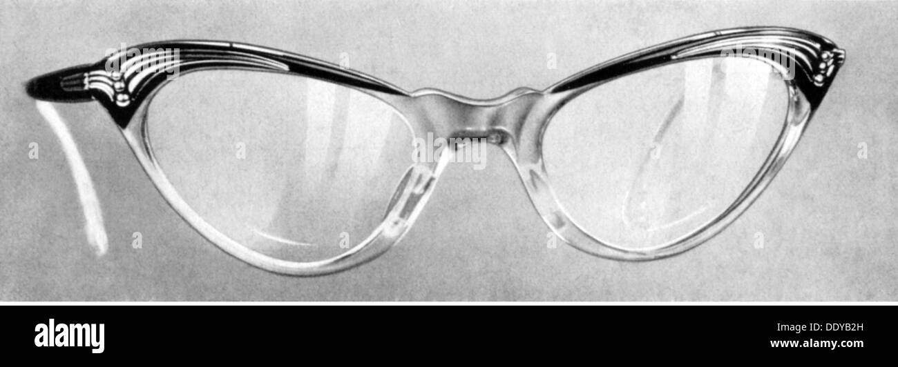Medicina, oftalmologia, occhiali da donna con gioielli in oro, tipo: Marwitz Cokette, anni 60, diritti aggiuntivi-clearences-non disponibile Foto Stock