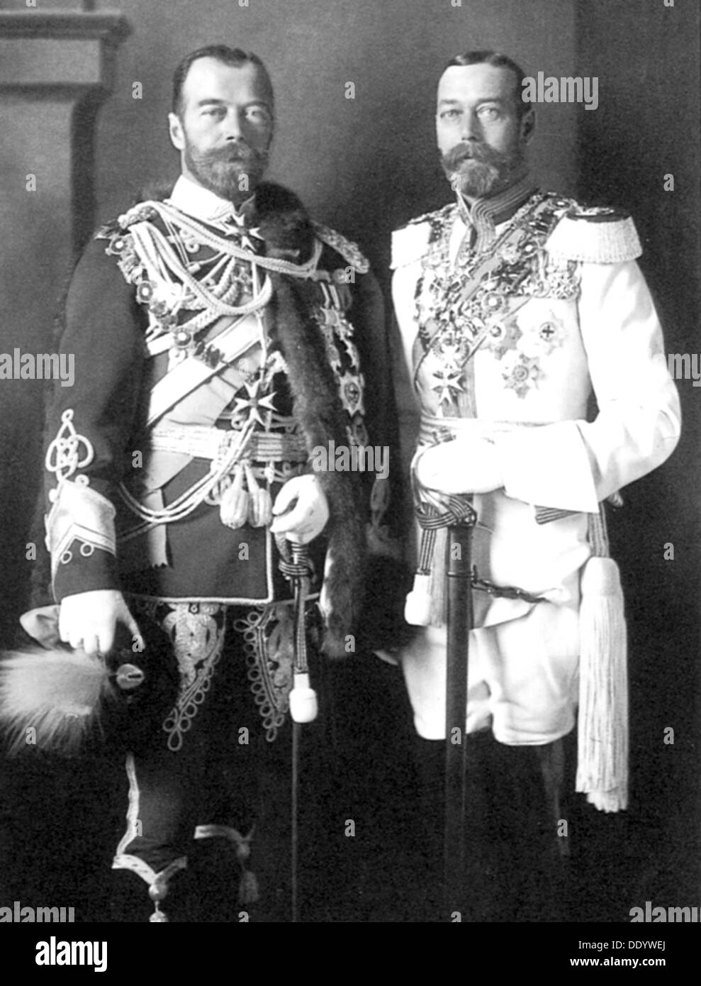 Lo Zar Nicola II di Russia e George V del Regno Unito, 1913. Artista: Anon Foto Stock