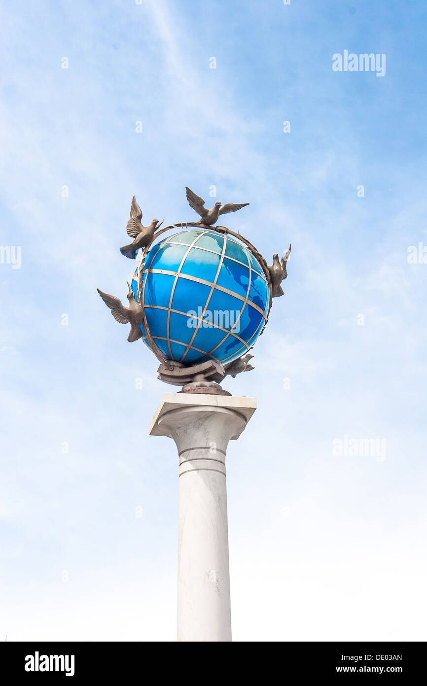 Stella con colonna a piazza Indipendenza a Kiev Foto Stock